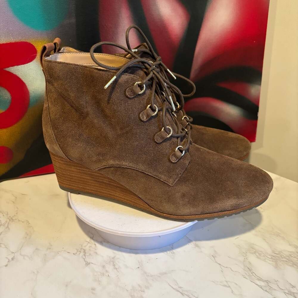 Dr. Scholl's Close Call Brown Suede Lace-Up Wedge Booties Sz 11